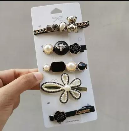 Gracious Pearl Gold Plated Hairclip Jewellery for Women Hairclip